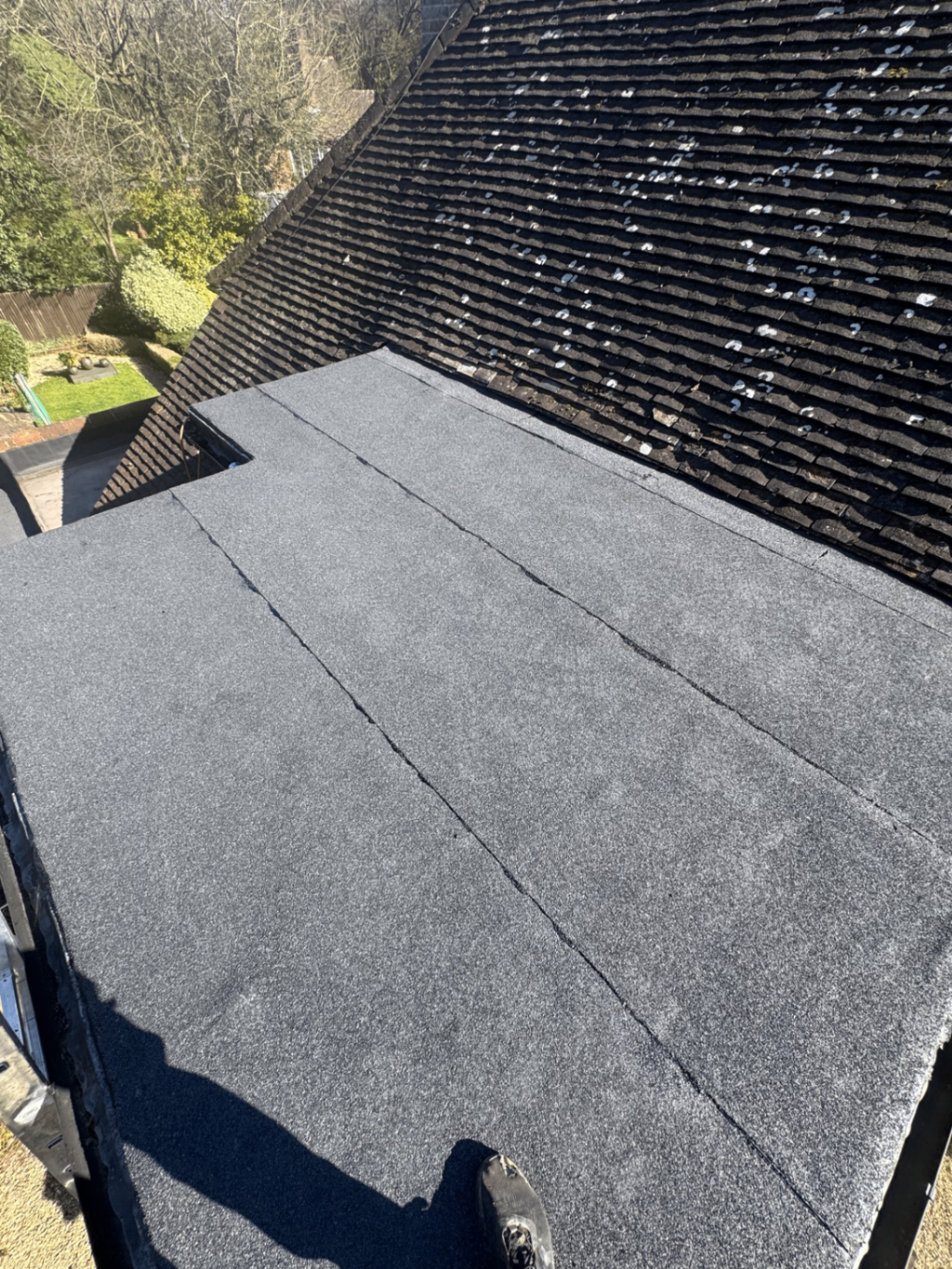 Torch-on felt flat roof